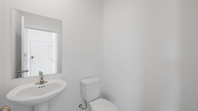 3705 Hawks Creek Dr unit 38115717, Apison, TN 37302 - photo 6