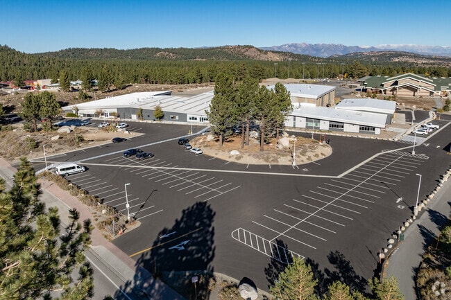 Mammoth High School is conveniently located next to the middle and elementary schools.