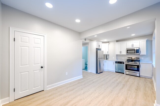 124 Berkshire St unit 8, Cambridge, MA 02141 - photo 2