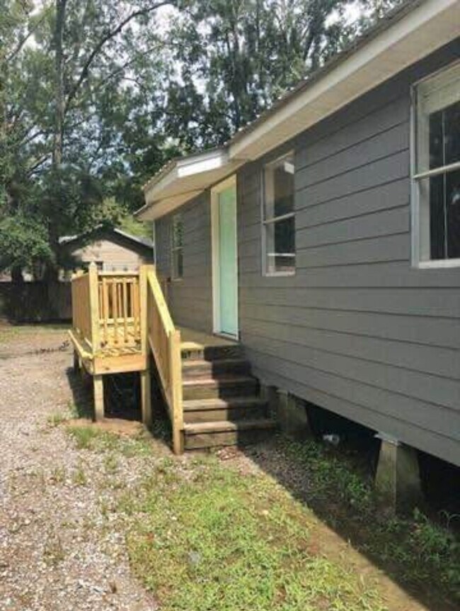 905 S Cate St, Hammond, LA 70403 - photo 2