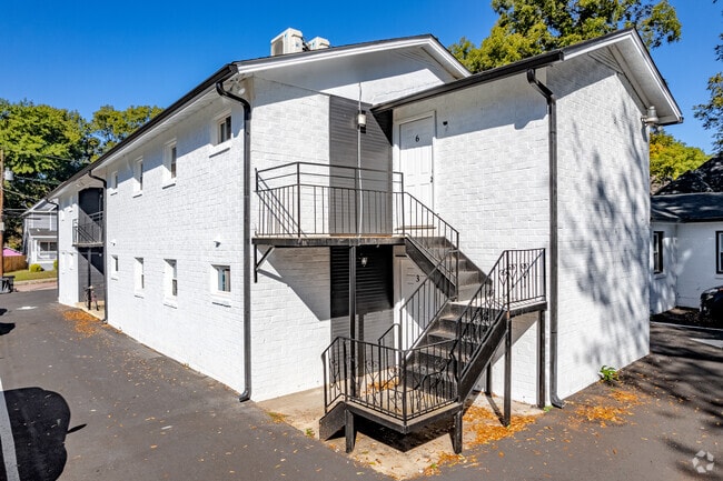 728 Formwalt St SW, Atlanta, GA 30315 - photo 2