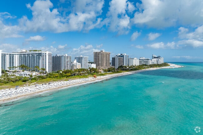 Beautiful clear water and view of the beachfront in Miami Beach Boardwalk.