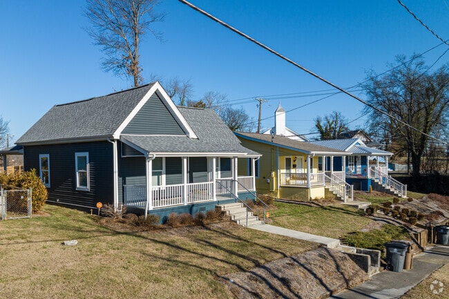 A row of homes in the Mechanicsville neighborhood boasts its character.
