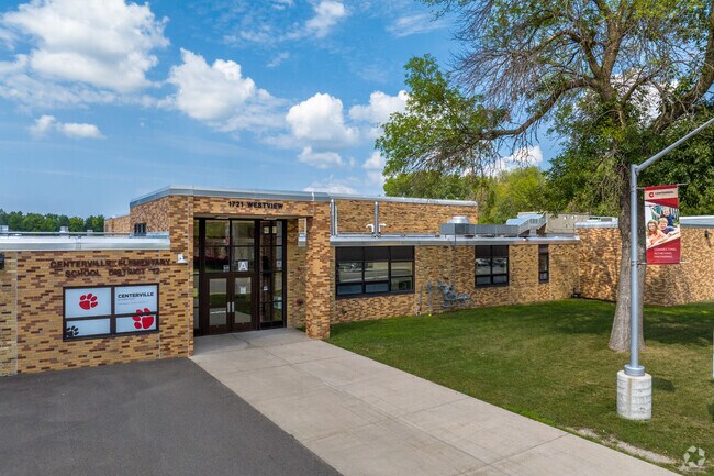 Centerville elementary school is located in downtown Centerville.