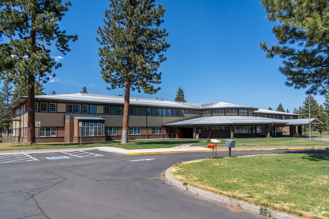 Sisters Middle School serves grades 6-8 in Sisters, Oregon.