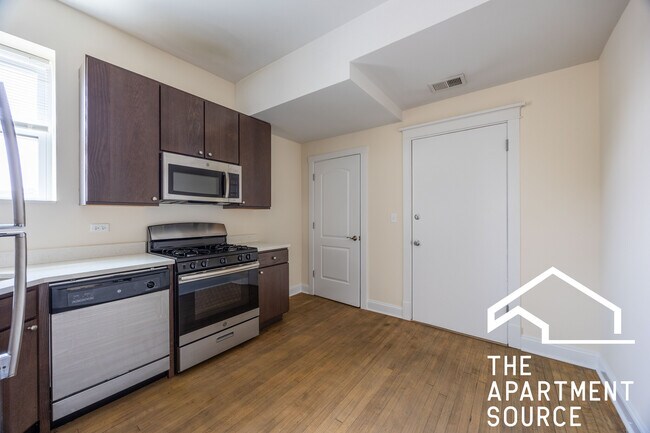 2816 N Troy St unit 2F, Chicago, IL 60618 - photo 6