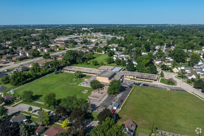 Stephen Foster Charter School is located in scenic Appleton.