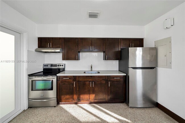 3471 SW 3rd St, Miami, FL 33135 - photo 5