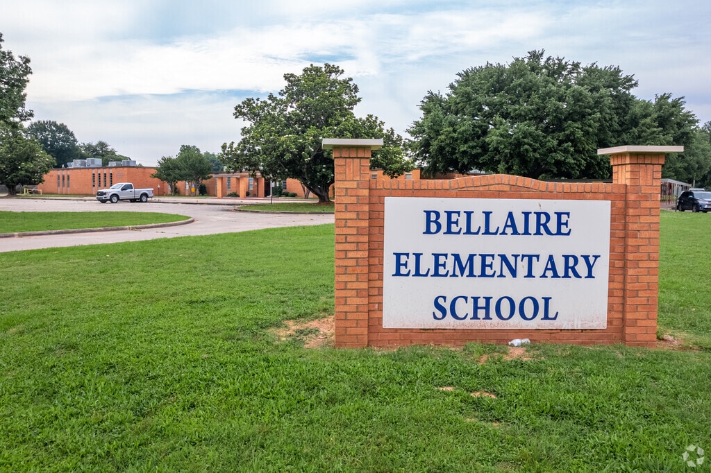 Bellaire Elementary School in Barksdale South