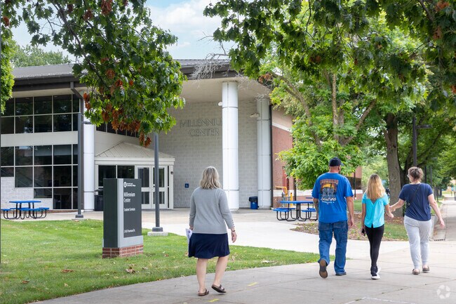 Lincoln Land Community College is now enrolling for the next academic school year.