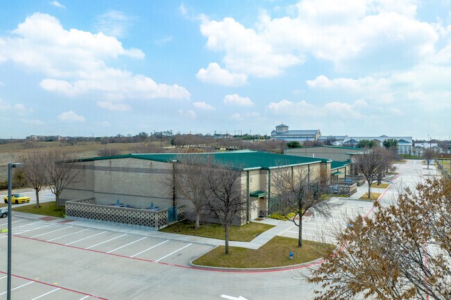 Grace Covenant Academy has a student-teacher ratio of 11 to 1.