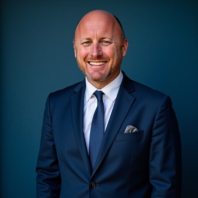 Agent Photo