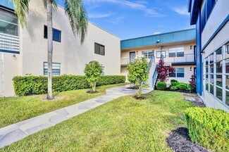6972 NW 179th St, Hialeah, FL 33015