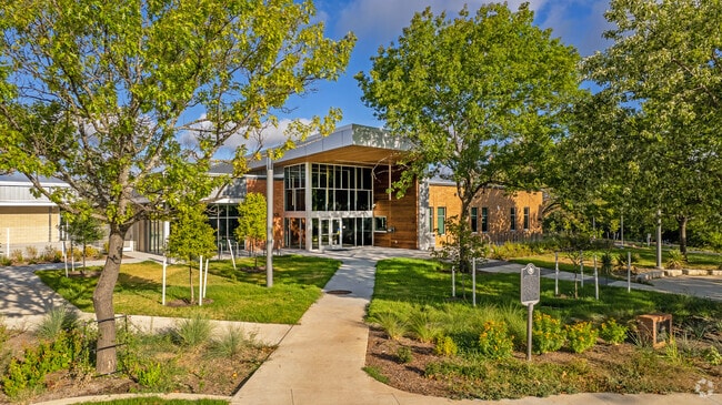 Tarrytown_ Casis Elementary School_Front