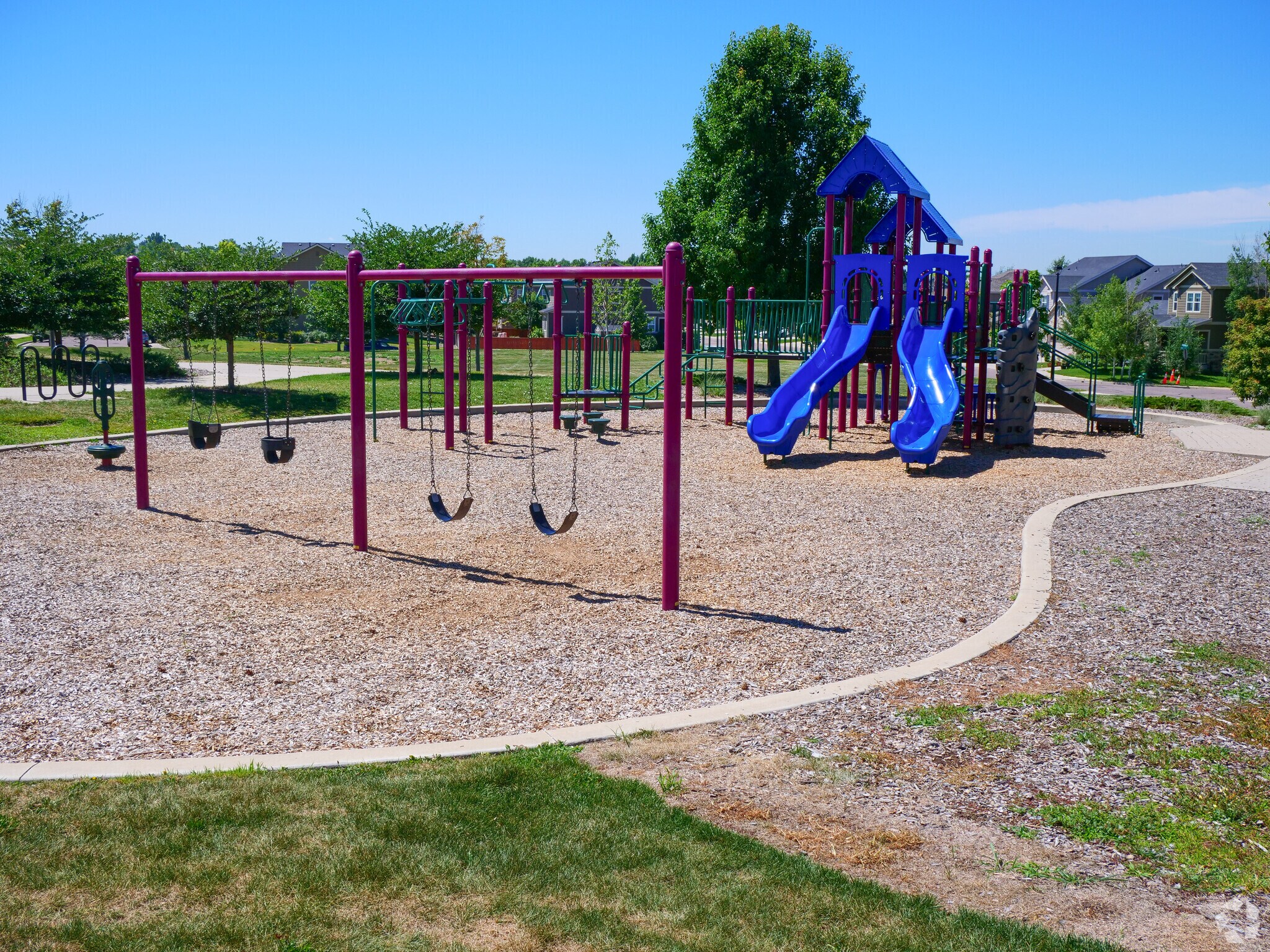 About Fallbrook Farms Schools, Demographics, Things to Do