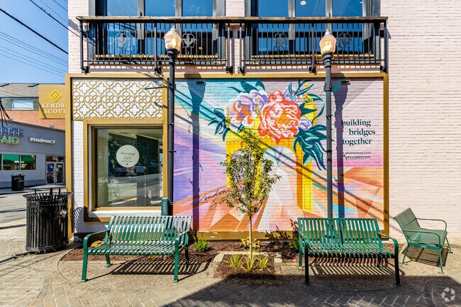 Beautiful murals in the town of Shadyside.