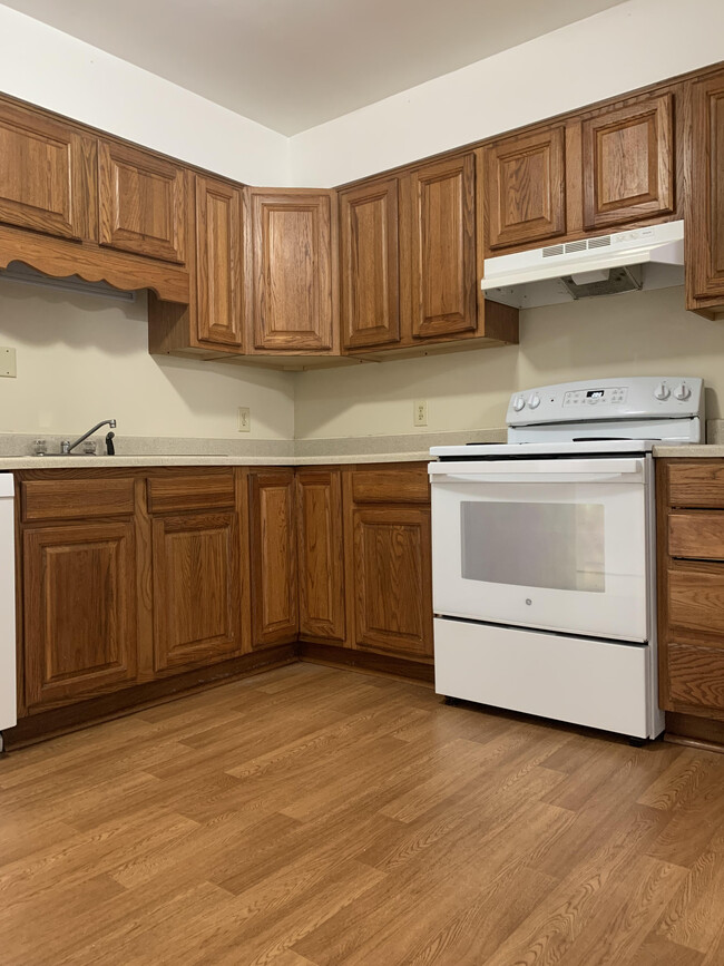 1870 Weeksville Rd, Elizabeth City, NC 27909