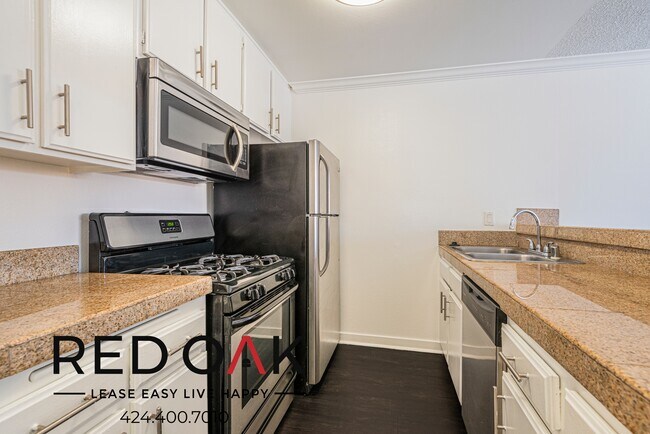 1522 N Formosa Ave unit 207, Los Angeles, CA 90046 - photo 3