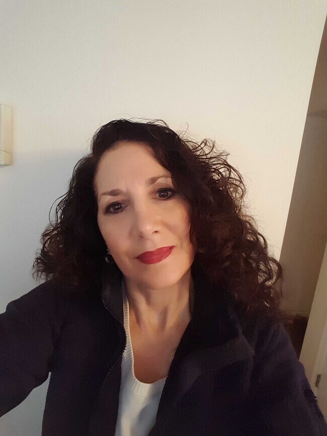 Lorraine Zito