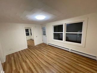 5 Dartmouth St, Biddeford, ME 04005