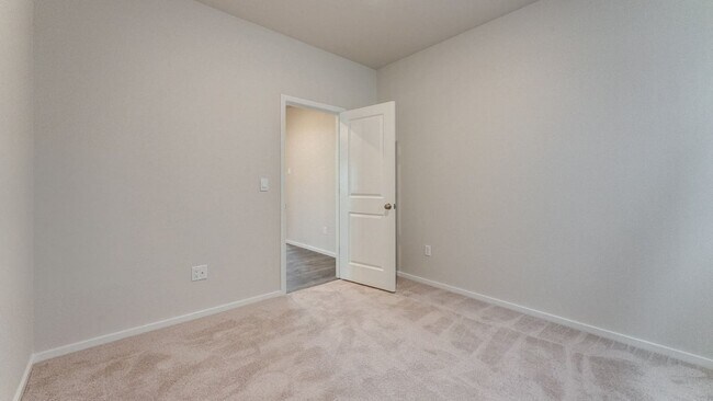 2775 U St, Springfield, OR 97477 - photo 3
