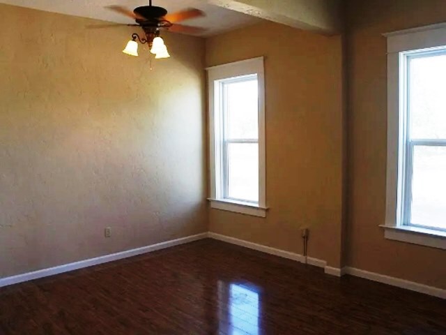 195 N 2nd W unit 2 B, Mountain Home, ID 83647 - photo 2