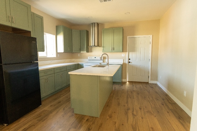 9266 Ramona Ave unit B, Montclair, CA 91763 - photo 2