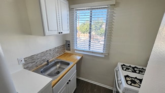 14926 Hawthorne Blvd, Lawndale, CA 90260