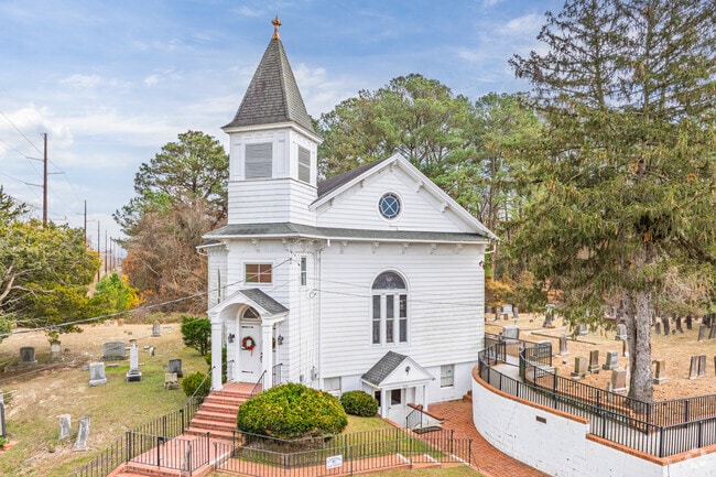 Parsonsburg's Jerusalem United Methodist Church welcomes worshippers and hosts community events.