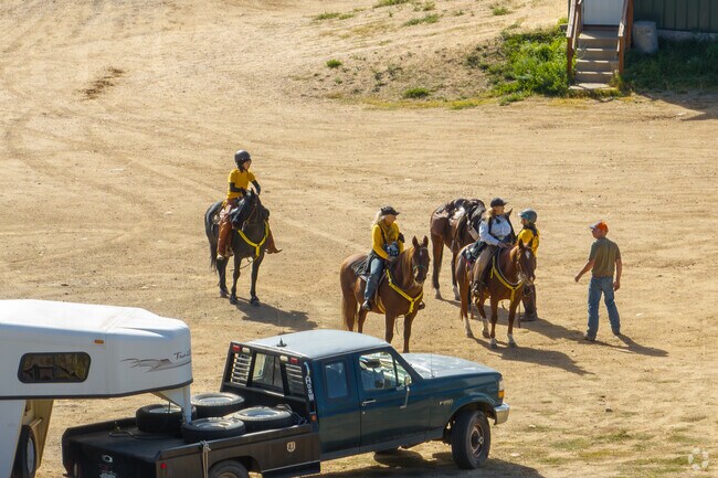 Glendale is often known for its quiet lifestyle, and country atmosphere.