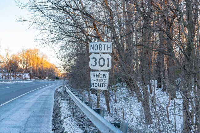Route 301 connects Queensland to Bowie and Upper Marlboro.