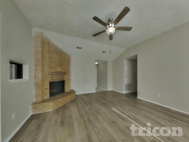 2802 N Spring Dr, Spring, TX 77373 - photo 3