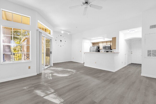 7360 Westpointe Blvd unit 131, Orlando, FL 32835 - photo 5