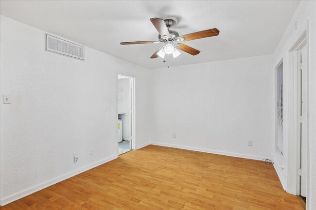 9821 Walnut St, Dallas, TX 75243 - photo 7