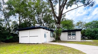 922 Westgate Dr, Jacksonville, FL 32221