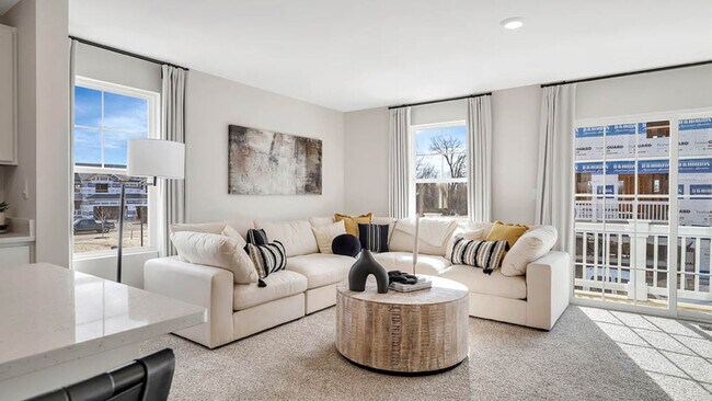 367 Bridgeview Ct, St. Charles, IL 60174 - photo 5