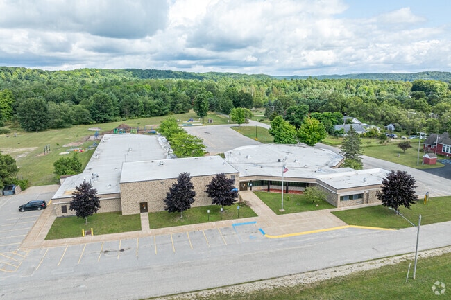 Rapid City Elementary School is located in Rapid City, Michigan.