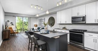 21599 W Field Ct, Deer Park, IL 60010