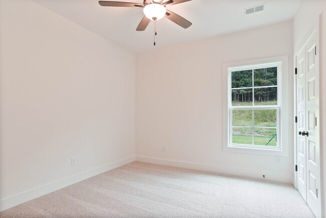 Guest Bedroom 2-1.jpg