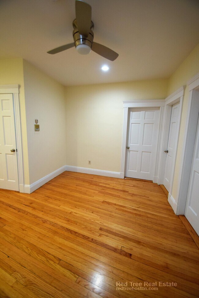 7 Sutherland Rd unit 31, Brighton, MA 02135 - photo 5