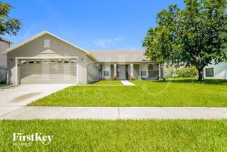 2404 Willow Tree Ln, Kissimmee, FL 34758