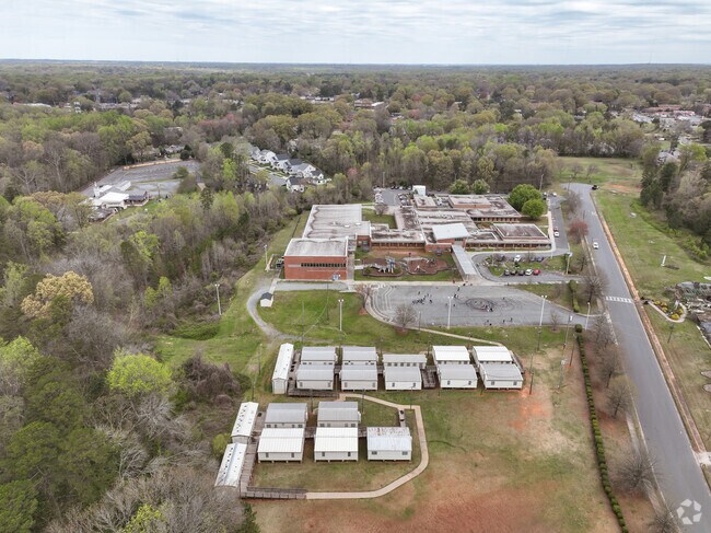Winterfield Elementary is a fairly large campus.