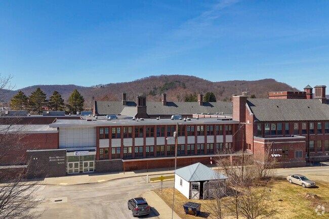 Beaty-Warren Middle School has an overall C grade on Niche.