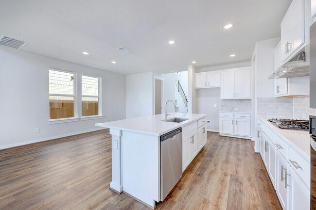 12372 Lost Petal unit 36496761, Schertz, TX 78154 - photo 7