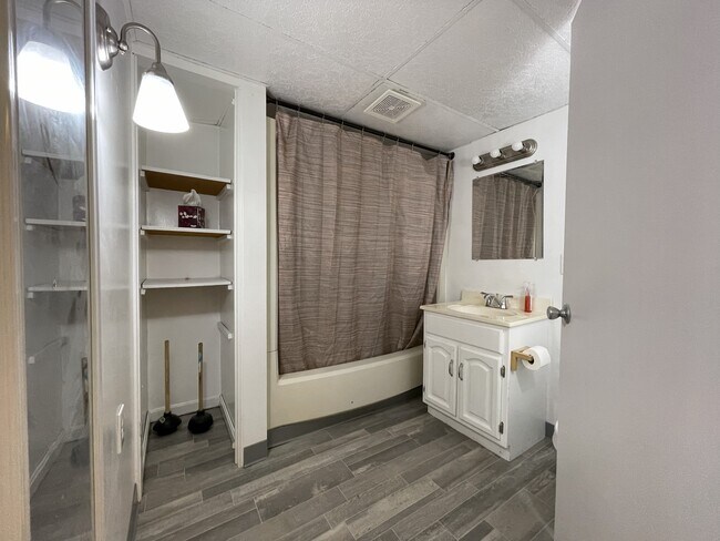 139 S York Rd unit 3, Dillsburg, PA 17019 - photo 5