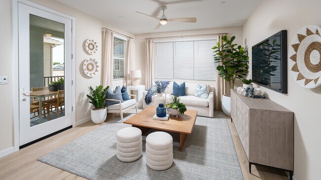 1155 Bellawood Dr, Galt, CA 95632 - photo 4