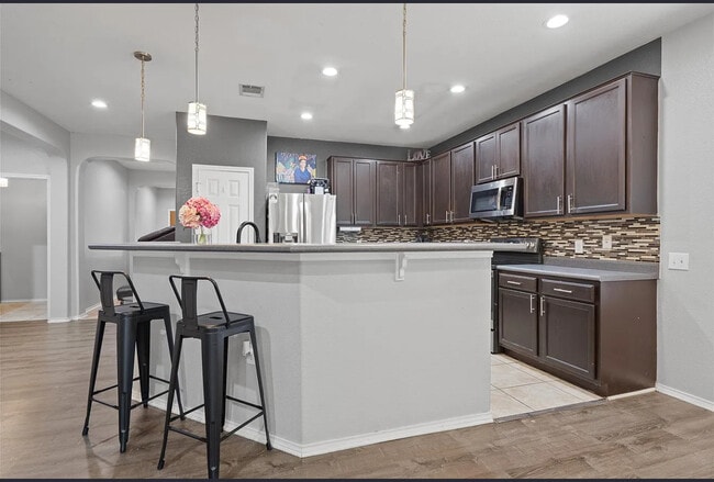 9132 Ipswich Bay Dr, Austin, TX 78747 - photo 7