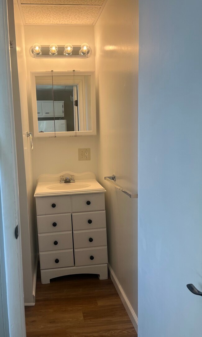 38 S Main St unit 4, Shenandoah, PA 17976 - photo 5