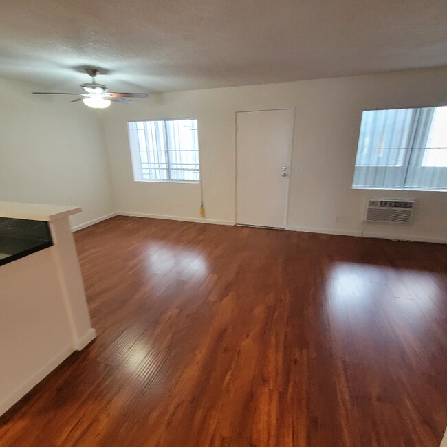 5011 Monte Vista St unit 304, Highland Park, CA 90065 - photo 4
