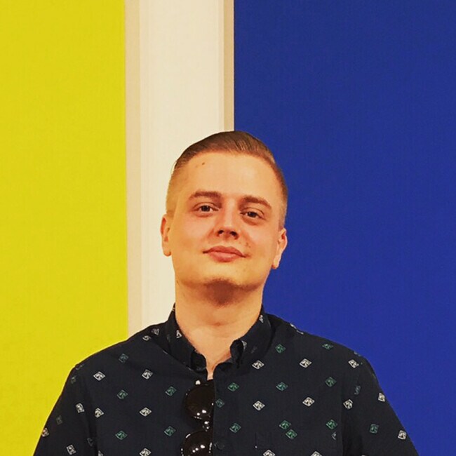 Agent Photo